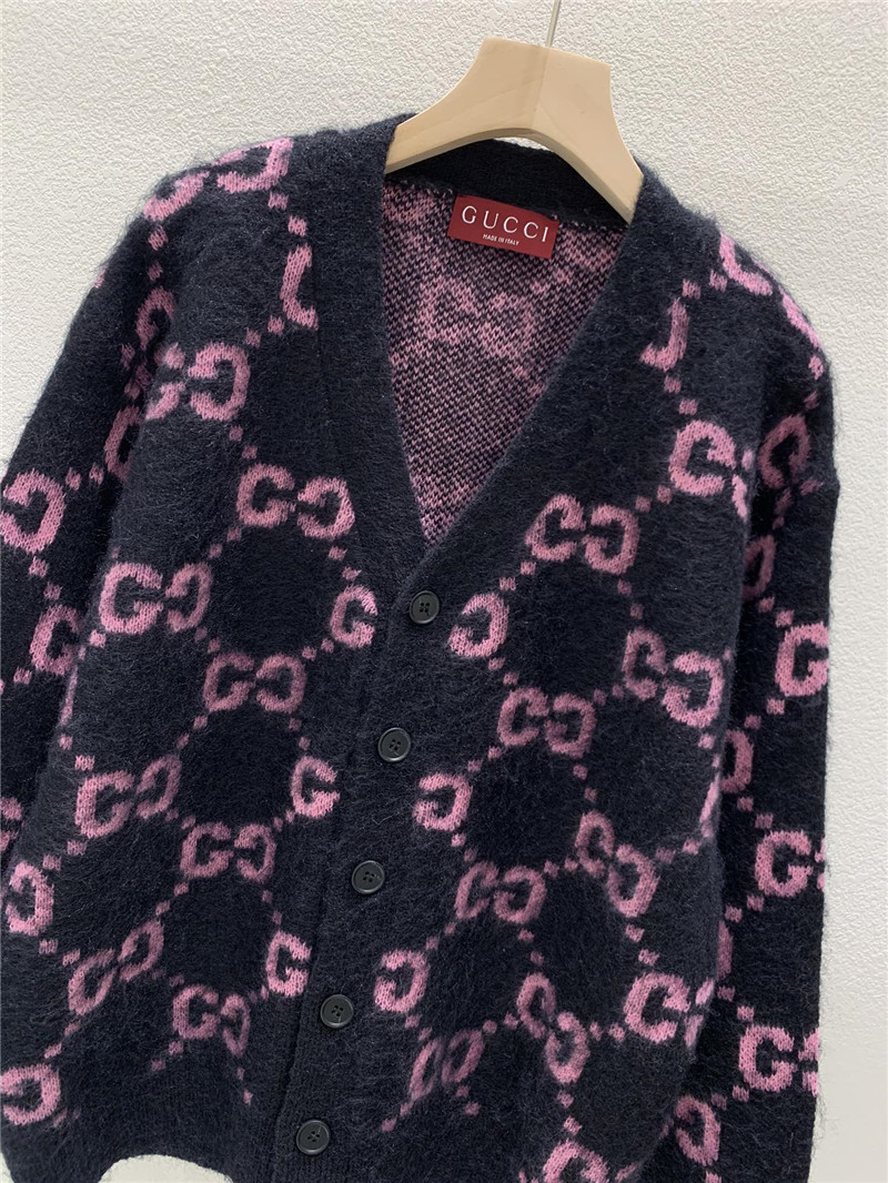 Gvc*1 gg intarsia v-neck cardigan navy