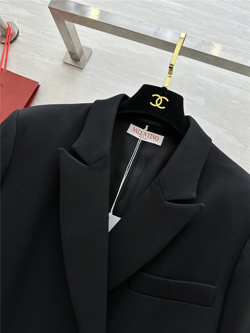 Va1e*ntin0 suit jacket