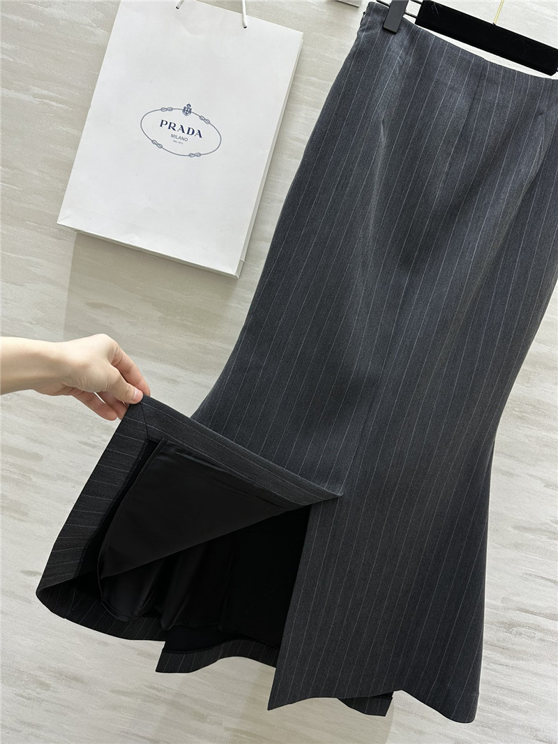 Pra*a waist fishtail skirt