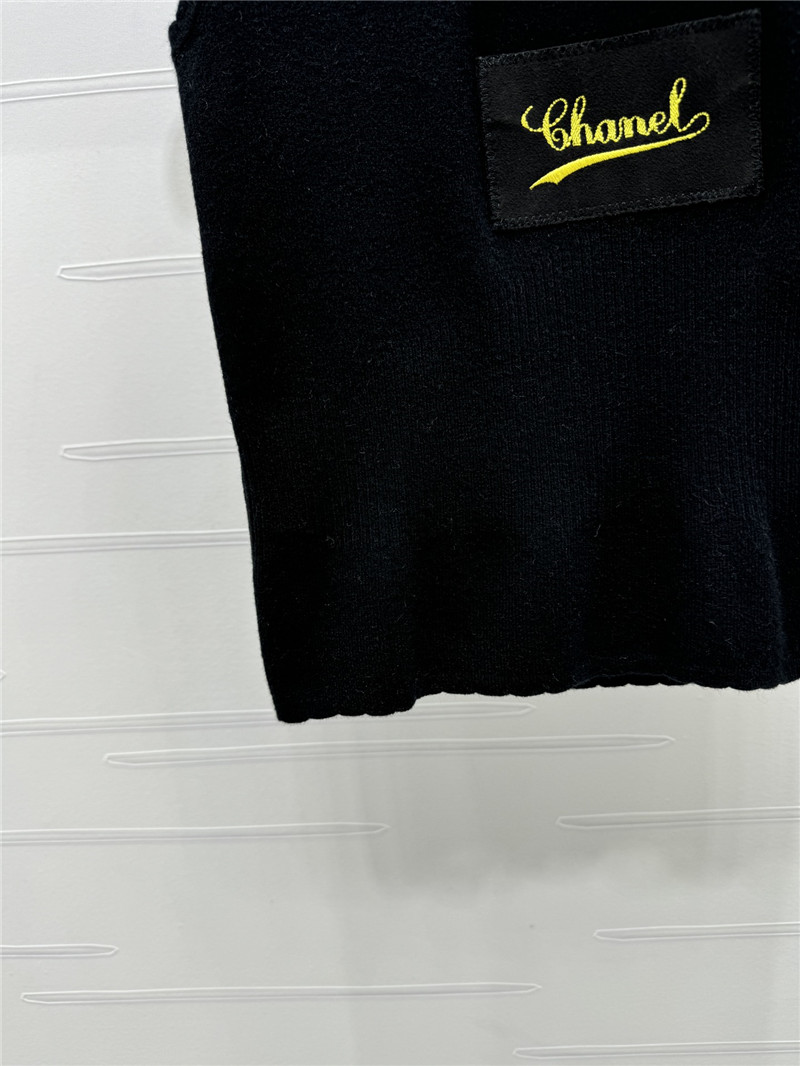 Ch**el v-neck knitted vest