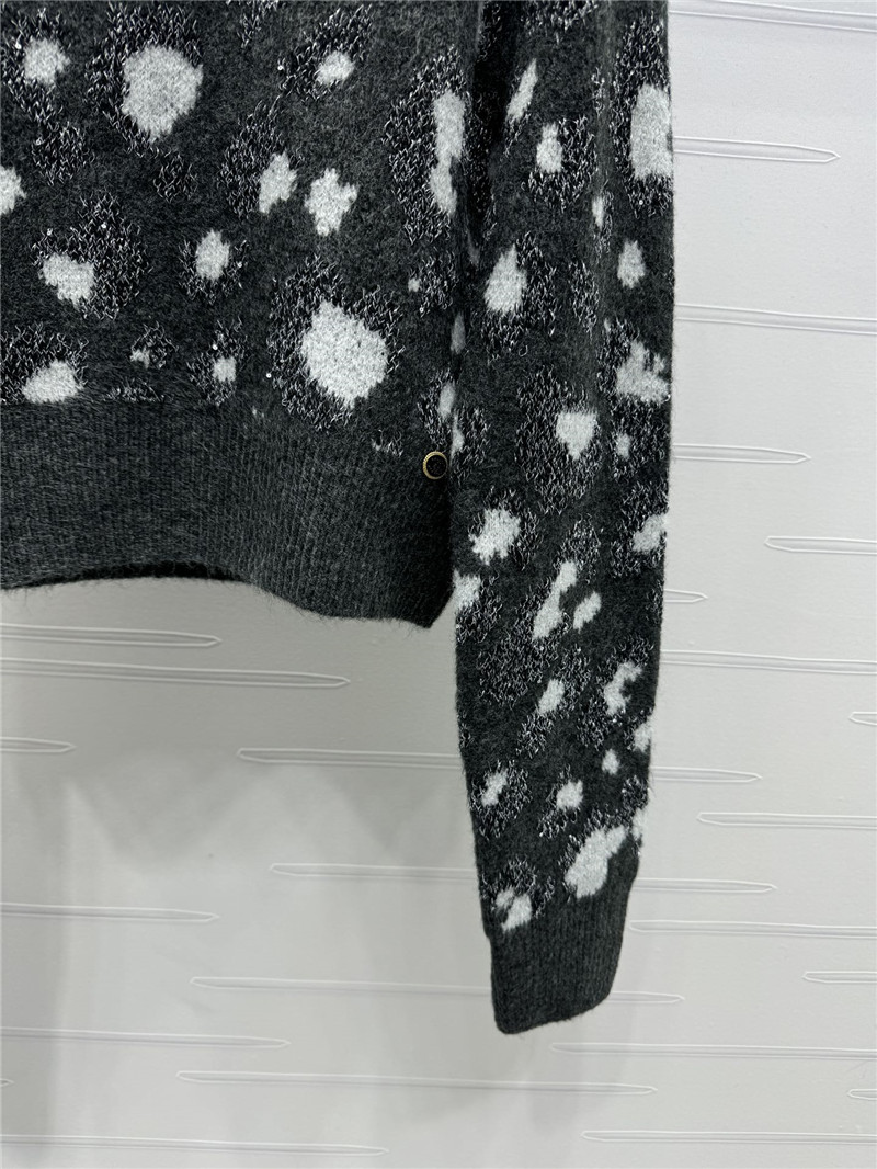 Ch**el leopard crop knit sweater black