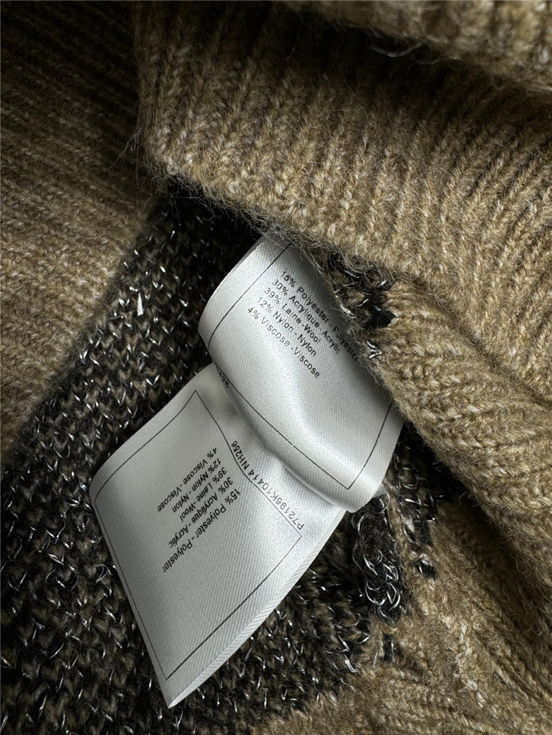 Ch**el leopard crop knit sweater beige