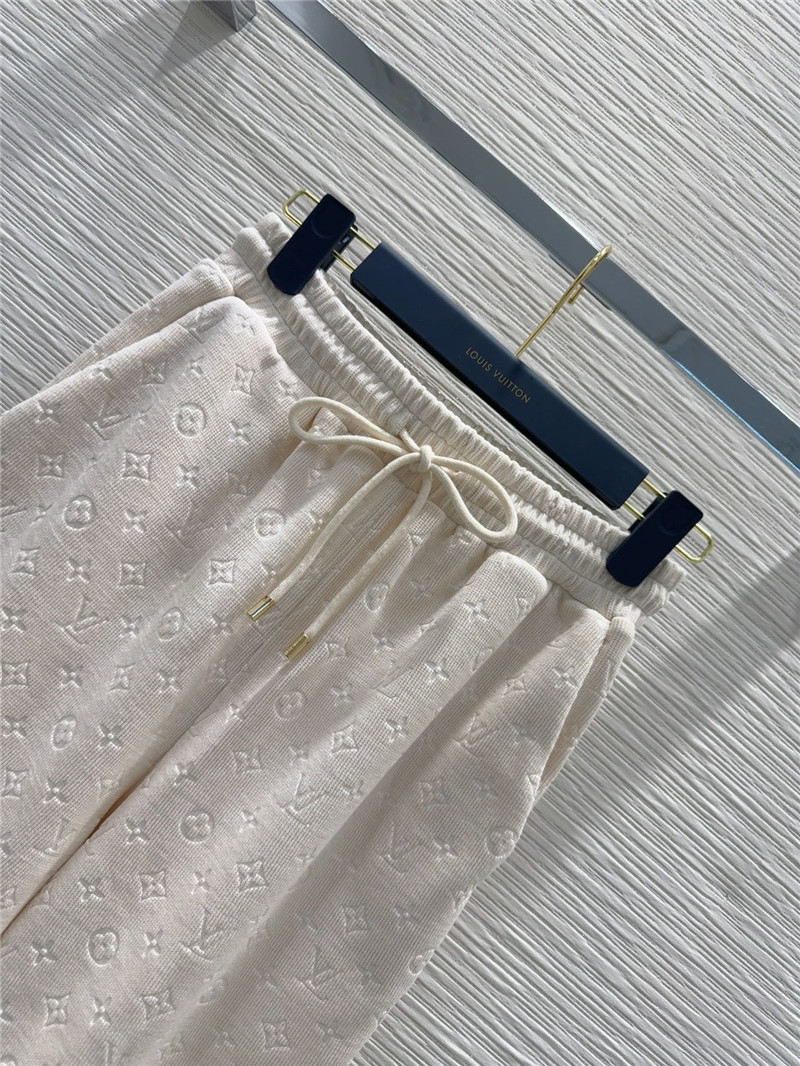 l0vis Vvtt0n lv embossed straight pants