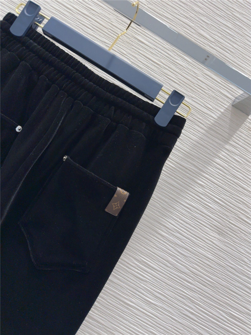 l0vis Vvtt0n lv new suit