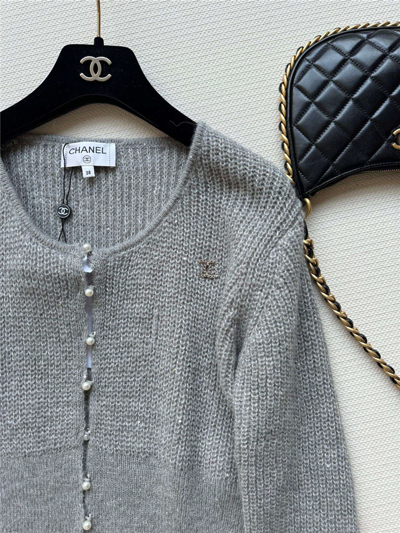 Ch**el pearl buttons rib cardigan grey