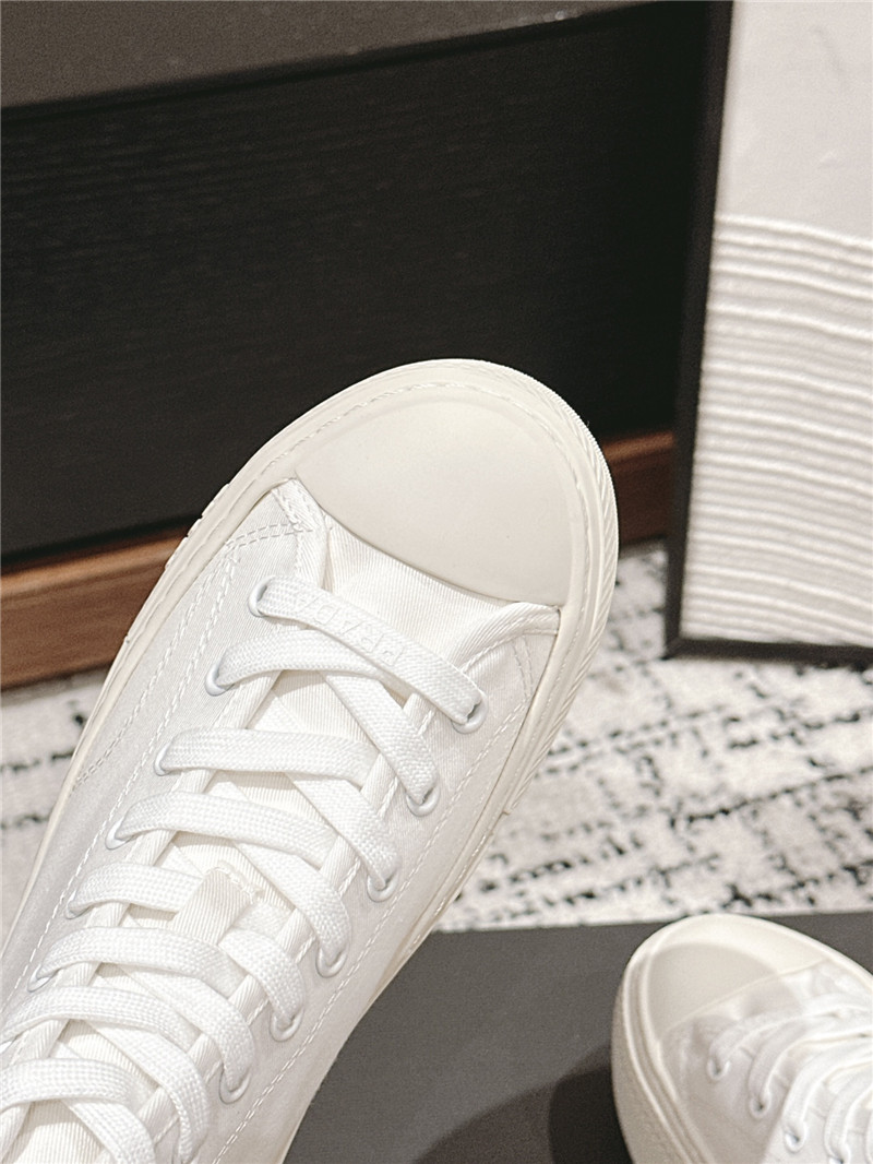 Pra*a white high-top canvas sneakers