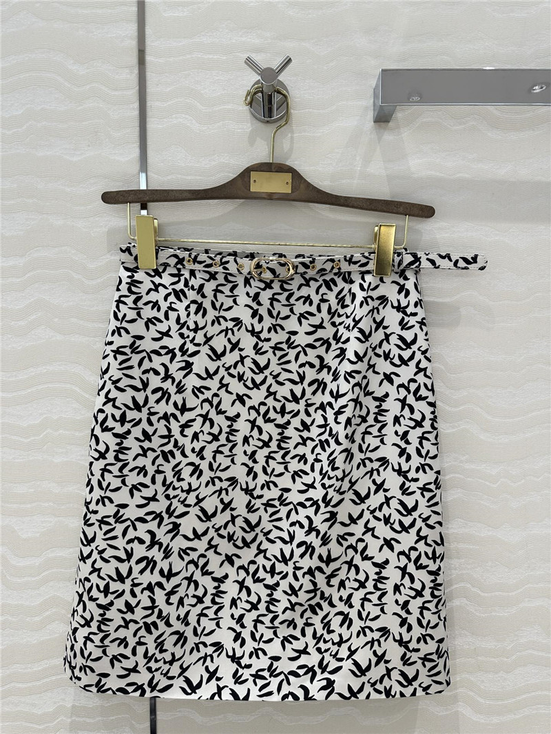 L0r0 P1ana hip skirt