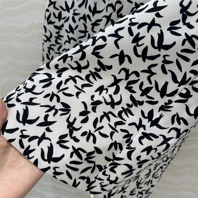 L0r0 P1ana hip skirt