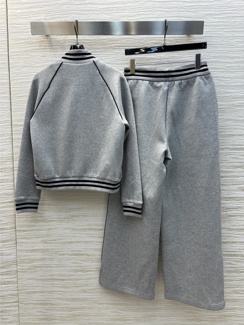 Gvc*1 sports casual suit