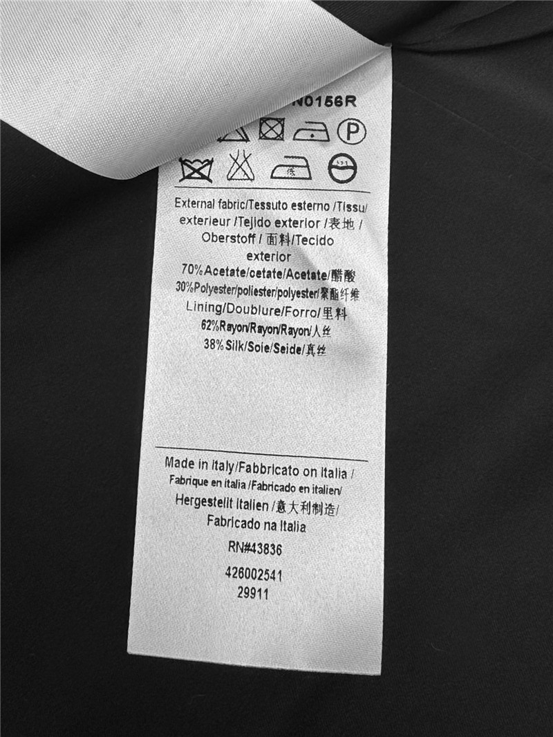 Va1e*ntin0 contrast color jacket