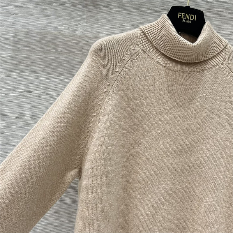 F**di cashmere turtleneck sweater beige