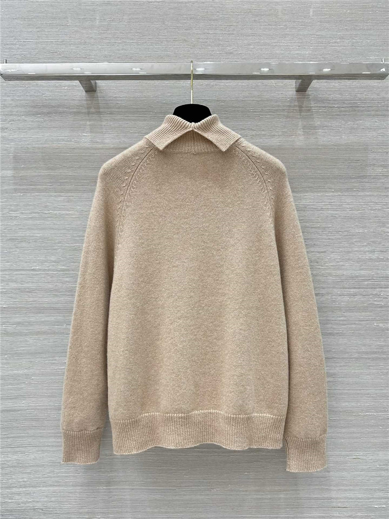F**di cashmere turtleneck sweater beige