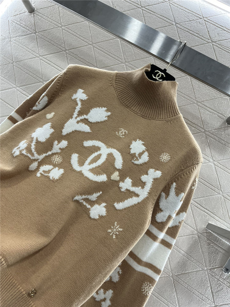 Ch**el floral turtleneck knit sweater beige