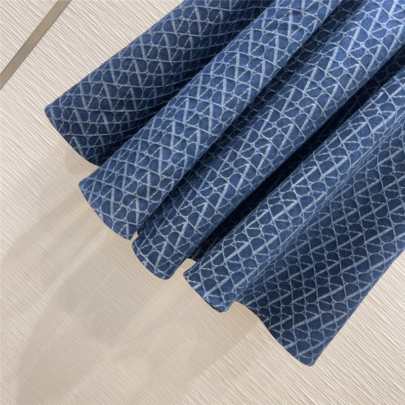 Va1e*ntin0 hot style skirt