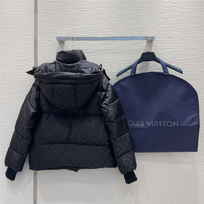 l0vis Vvtt0n lv down jacket