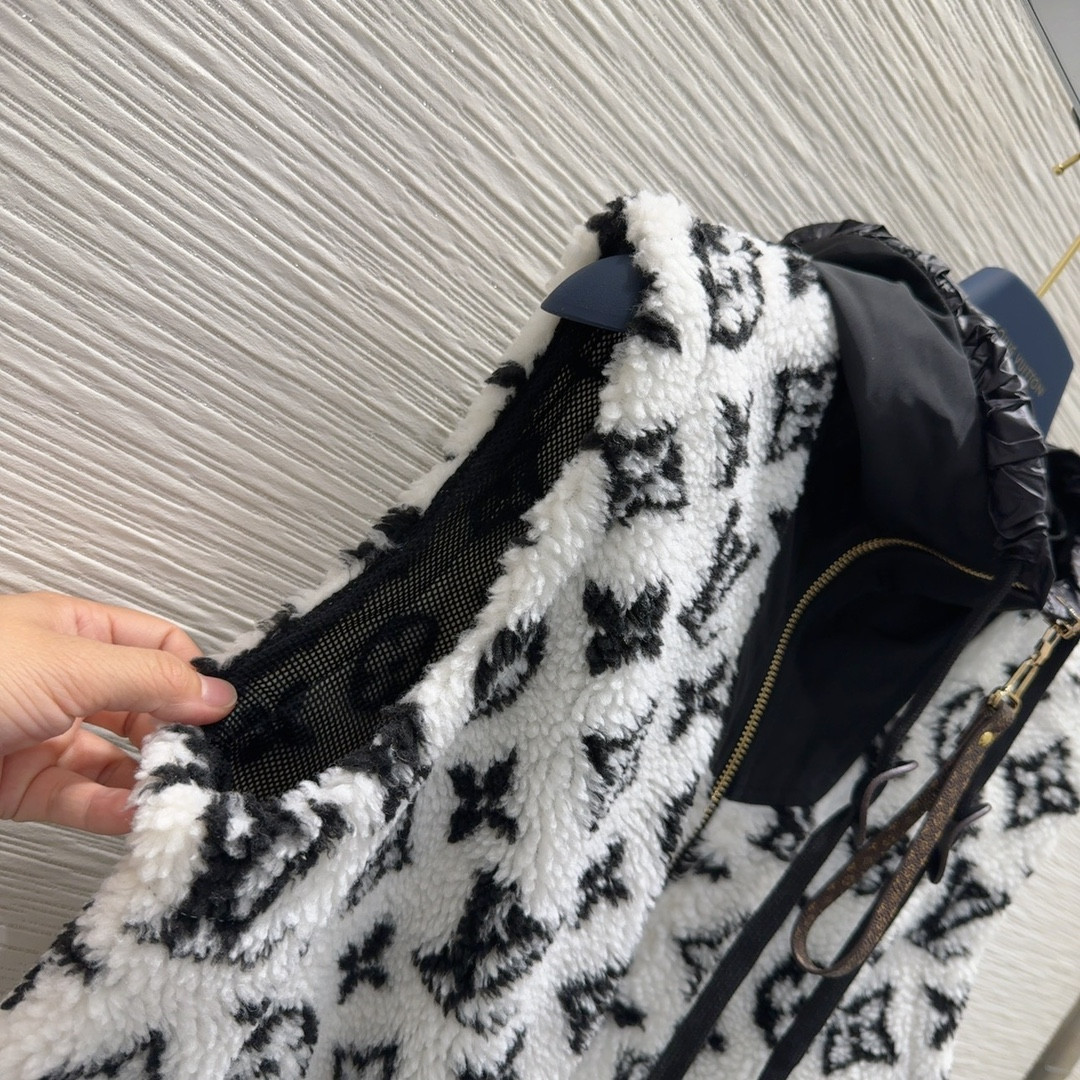 l0vis Vvtt0n lv printed vest jacket