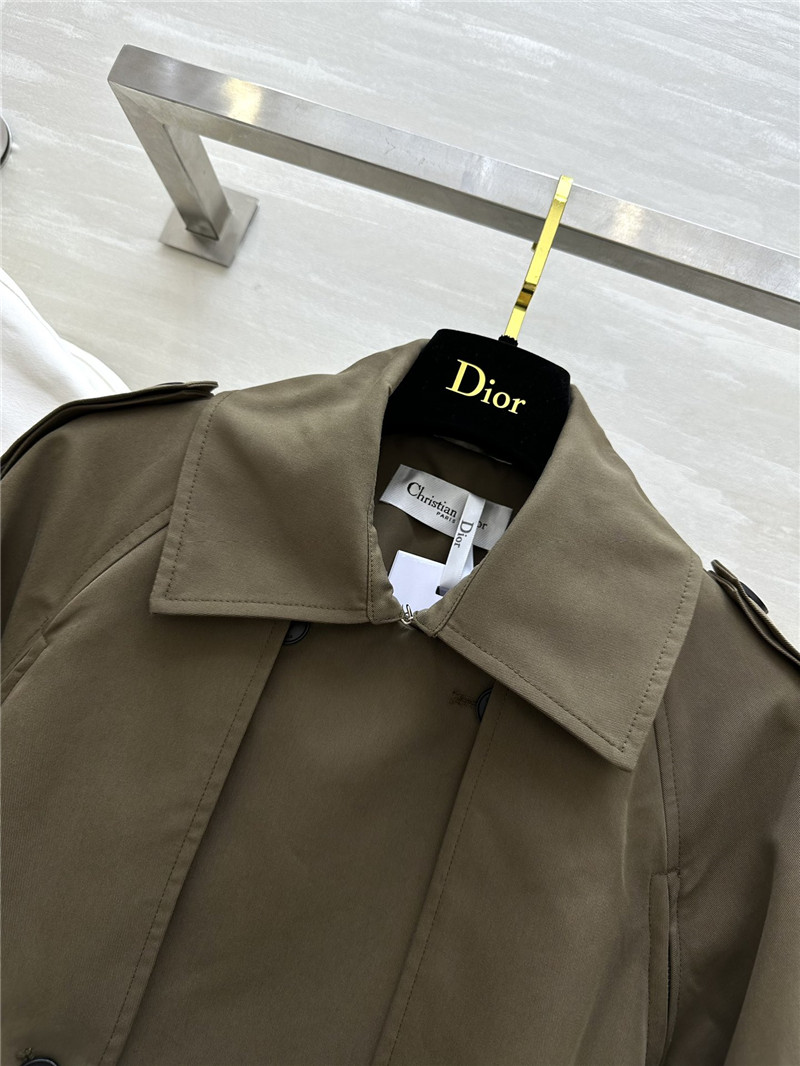 D10r mid-length buckled trench jacket