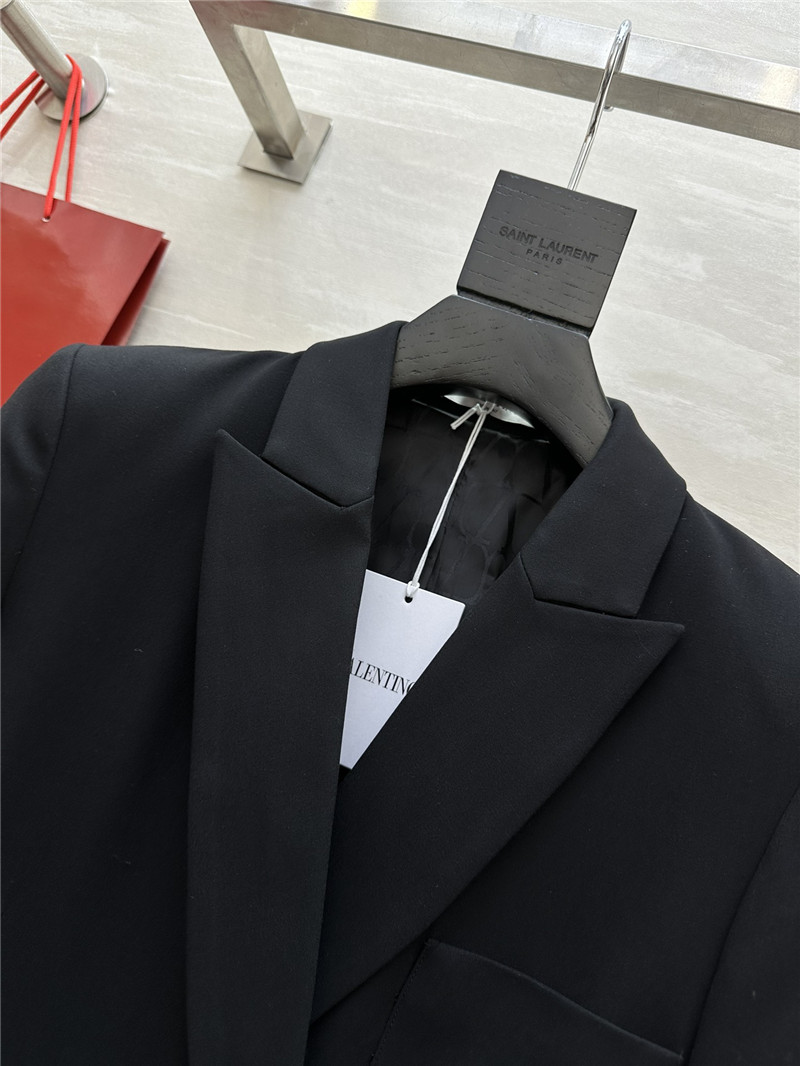 Va1e*ntin0 suit jacket