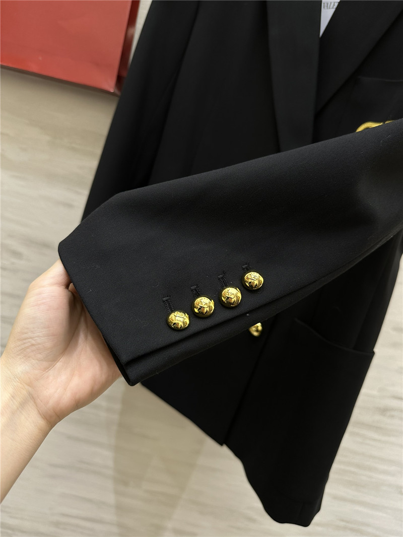 Va1e*ntin0 suit jacket