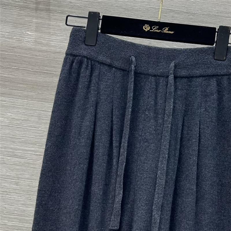 L0r0 P1ana tie jacket + trousers set