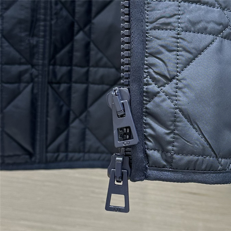 D10r hooded padded jacket