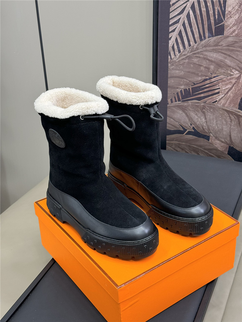 H**me5 journey black suede ankle boots