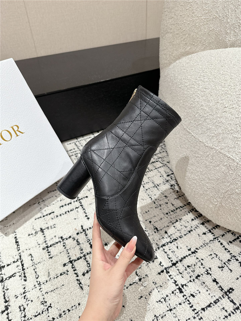 D10r d-shadow heeled ankle boots