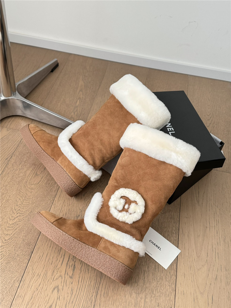 Ch**el logo suede shearling boots in brown