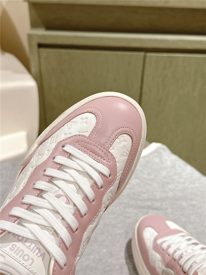 l0vis Vvtt0n lv low-top sneakers