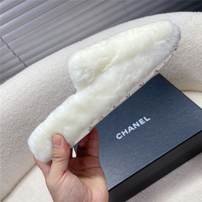 Ch**el pink shearling lambskin mules white