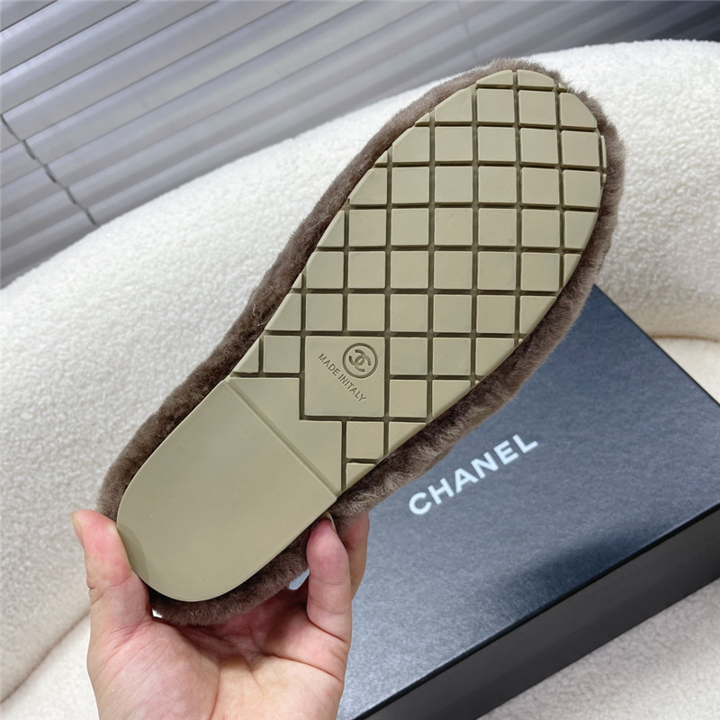 Ch**el pink shearling lambskin mules brown