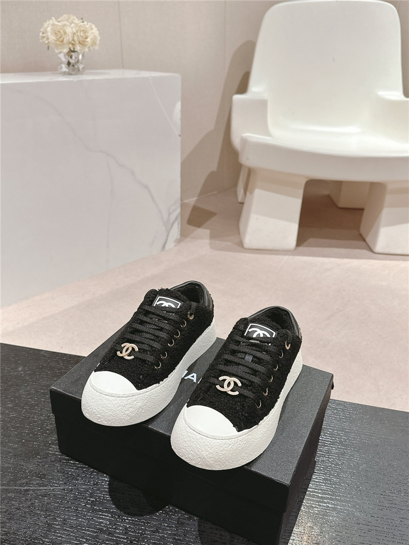 Ch**el wool low top sneakers black