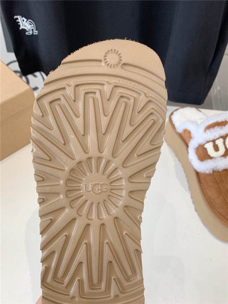 UGG Rome Shearling Slippers Brown