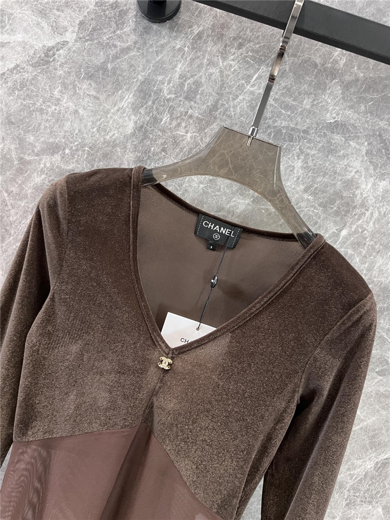 Ch**el long sleeve bottoming t-shirt