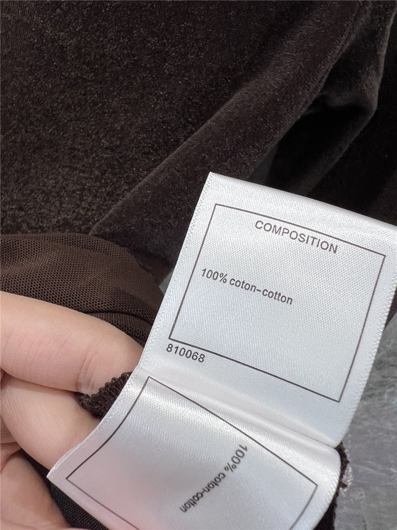 Ch**el long sleeve bottoming t-shirt