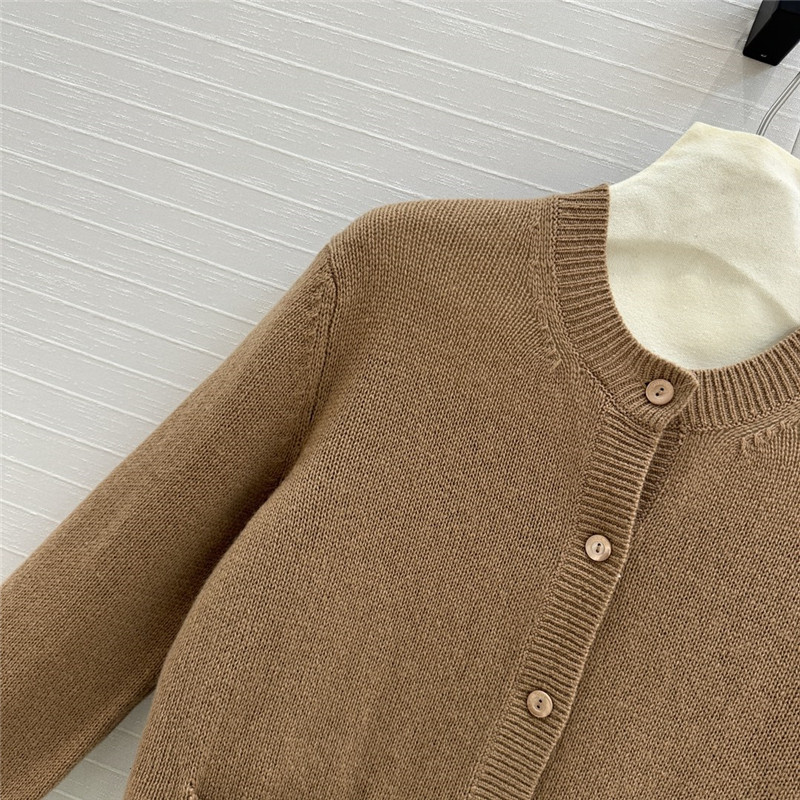 Gvc*1 brown cardigan with web finishes