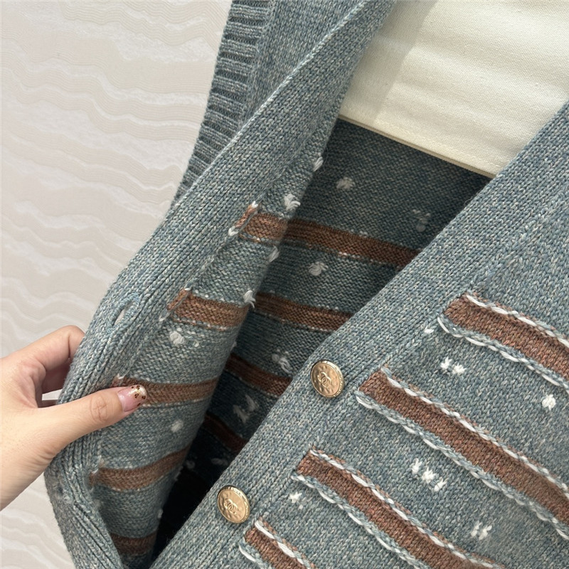 Ch**el striped cashmere vest coat