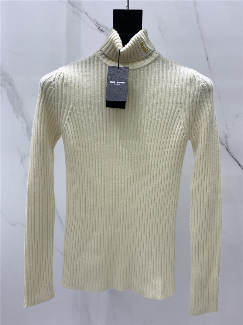 Y51 cassandre turtleneck sweater in white