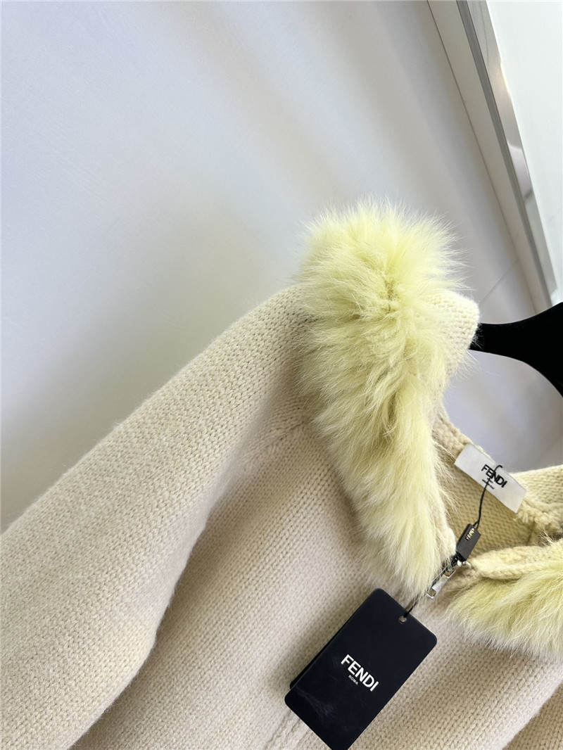F**di fur-trim hooded zip sweater ivory