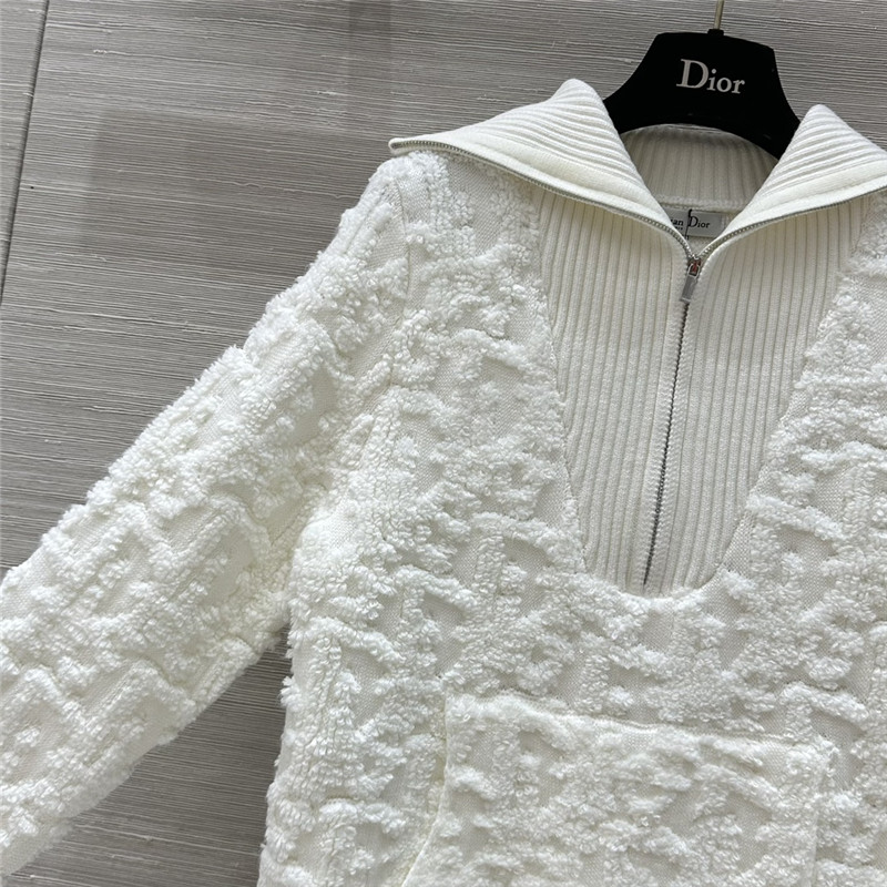 D10r oblique half-zip jacquard sweater white