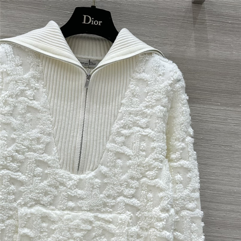 D10r oblique half-zip jacquard sweater white