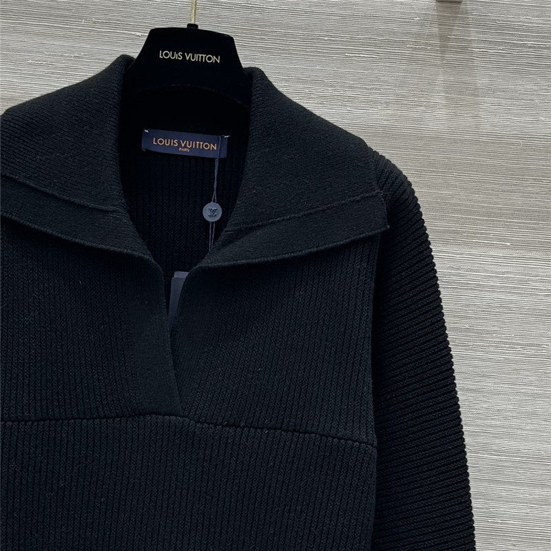l0vis Vvtt0n half-zip lapel wool sweater