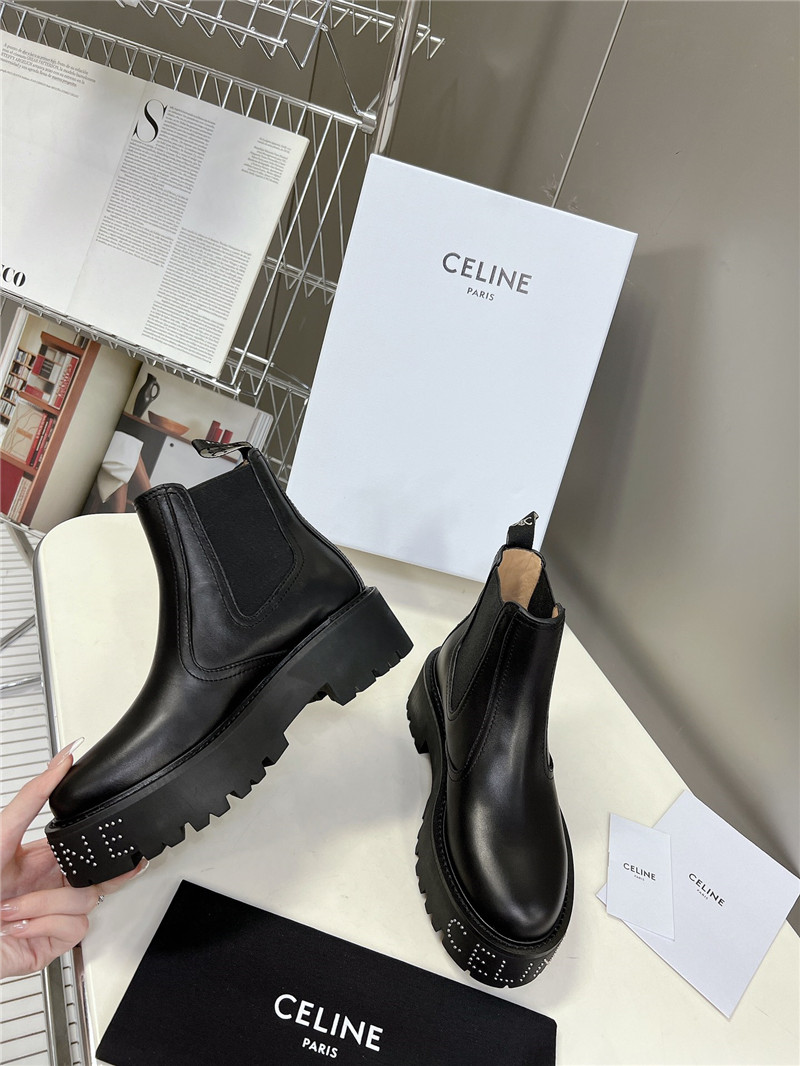 Ce1i*e chelsea black leather boots