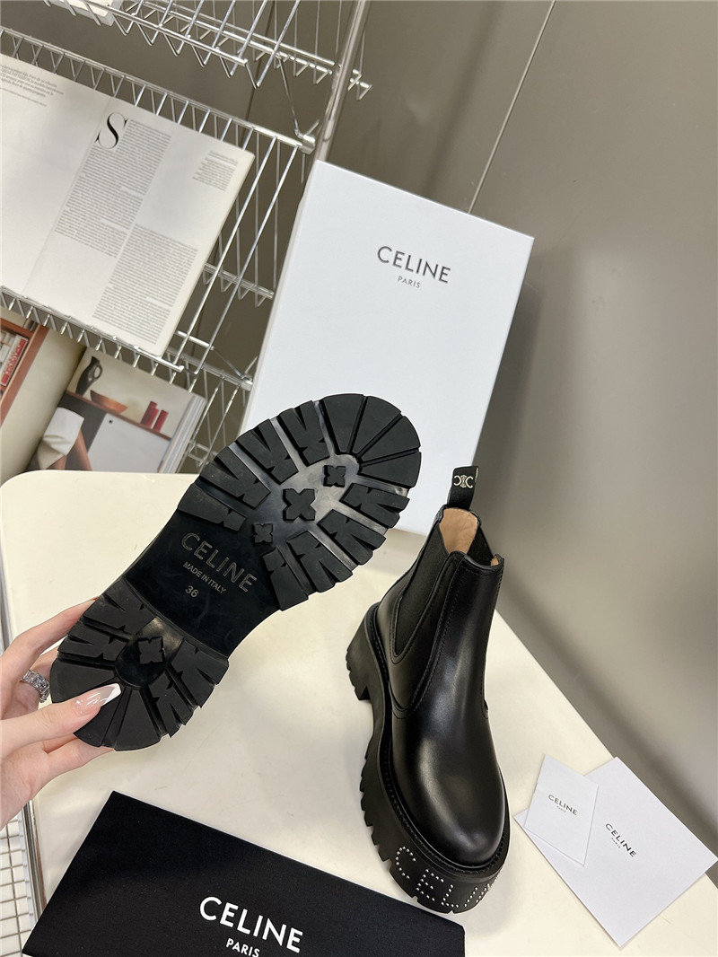 Ce1i*e chelsea black leather boots