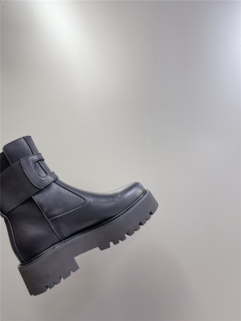 Ce1i*e margaret double buckle ankle boots