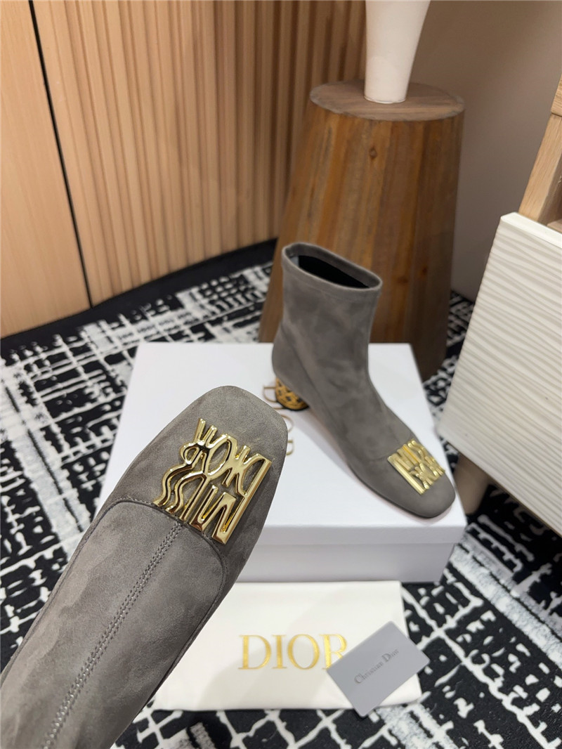 D10r cd icon gray heeled ankle boots