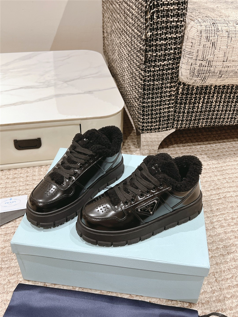 Pra*a black patent leather winter sneakers