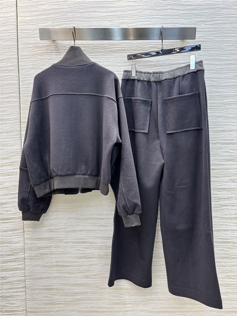 L0ew* casual sports suit