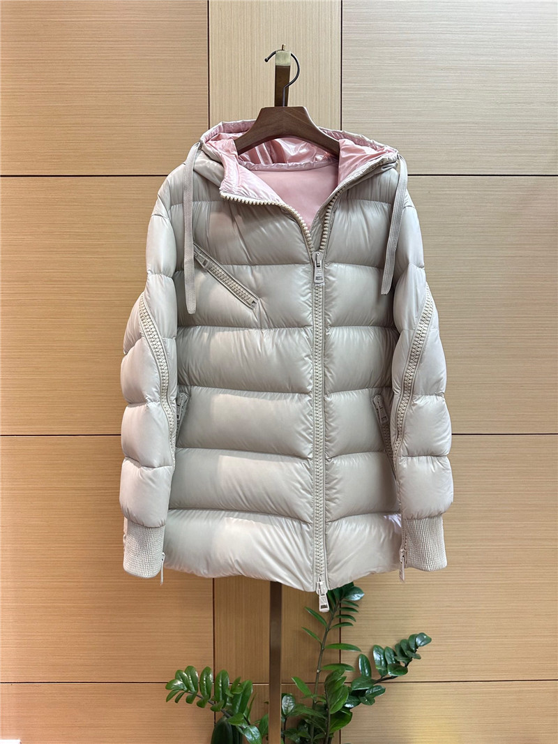 Moncler popular down jacket