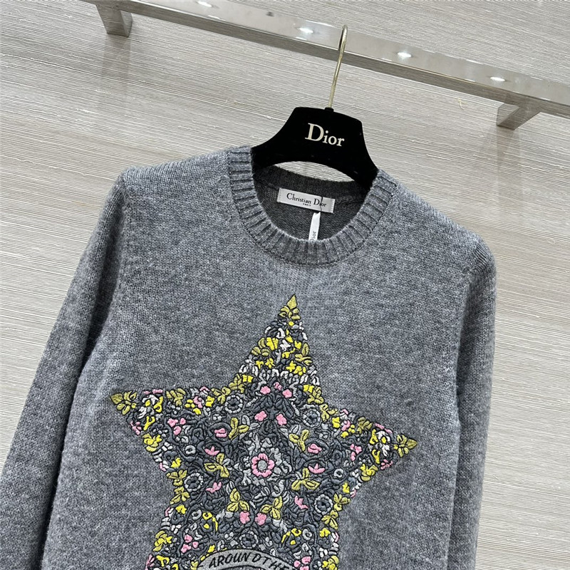 D10r embroidered wool sweater grey